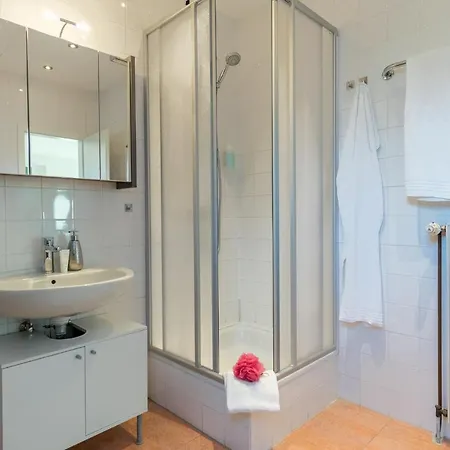 Ein Bett Im Norden Apartment *